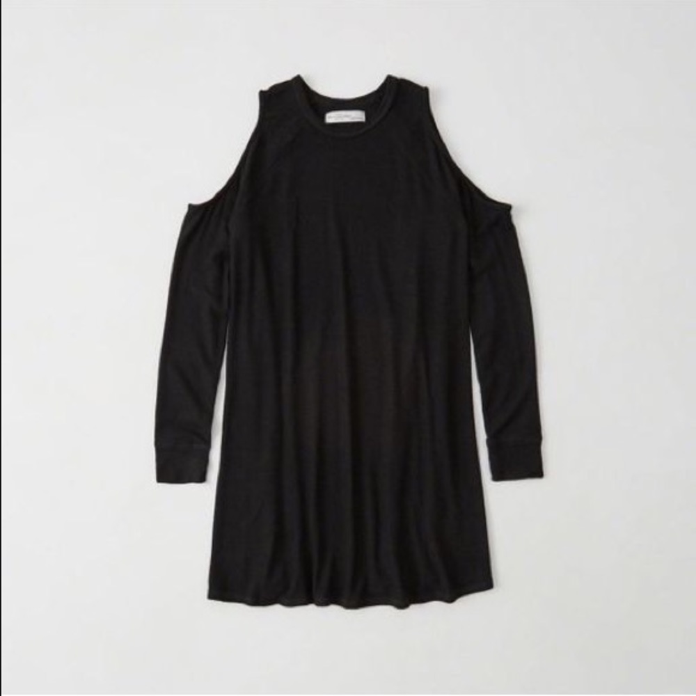 Abercrombie& Fitch Cold Shoulder Long Sleeve Shirt